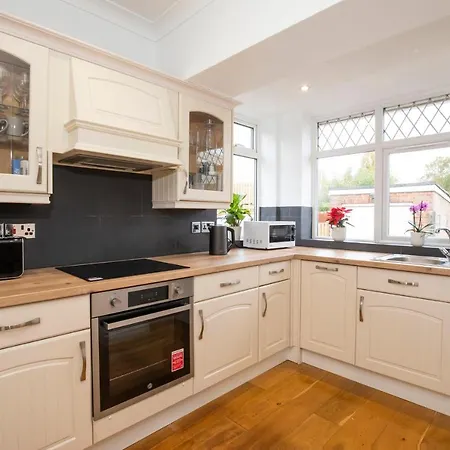 Four-Bedroom Holiday Home York Centre York
